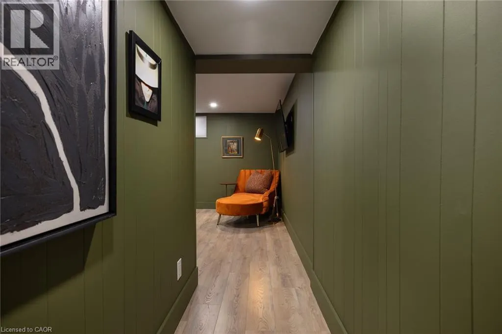 3495 RIVERSPRAY Crescent