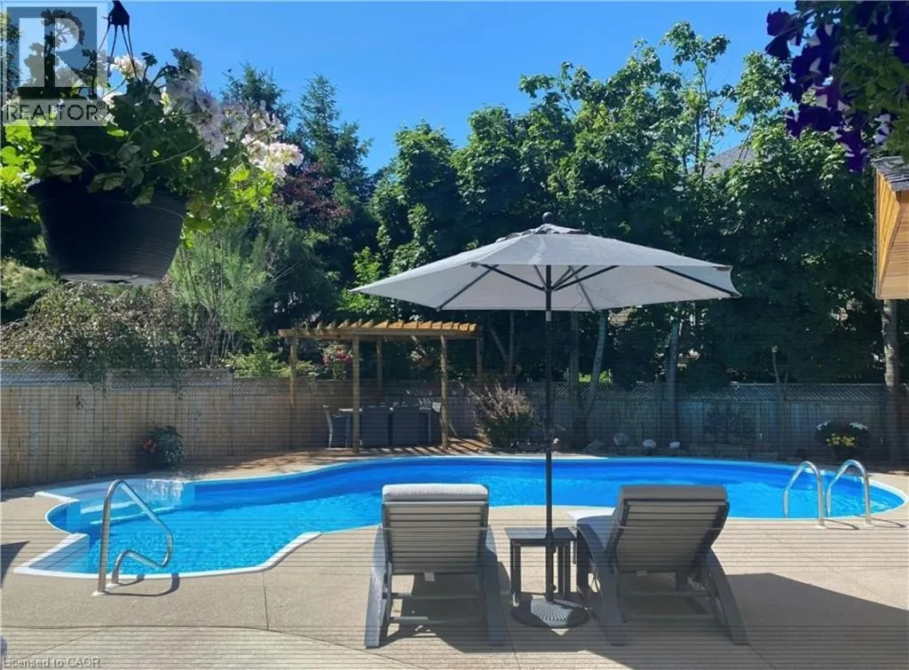 7 VOLTERRA Court