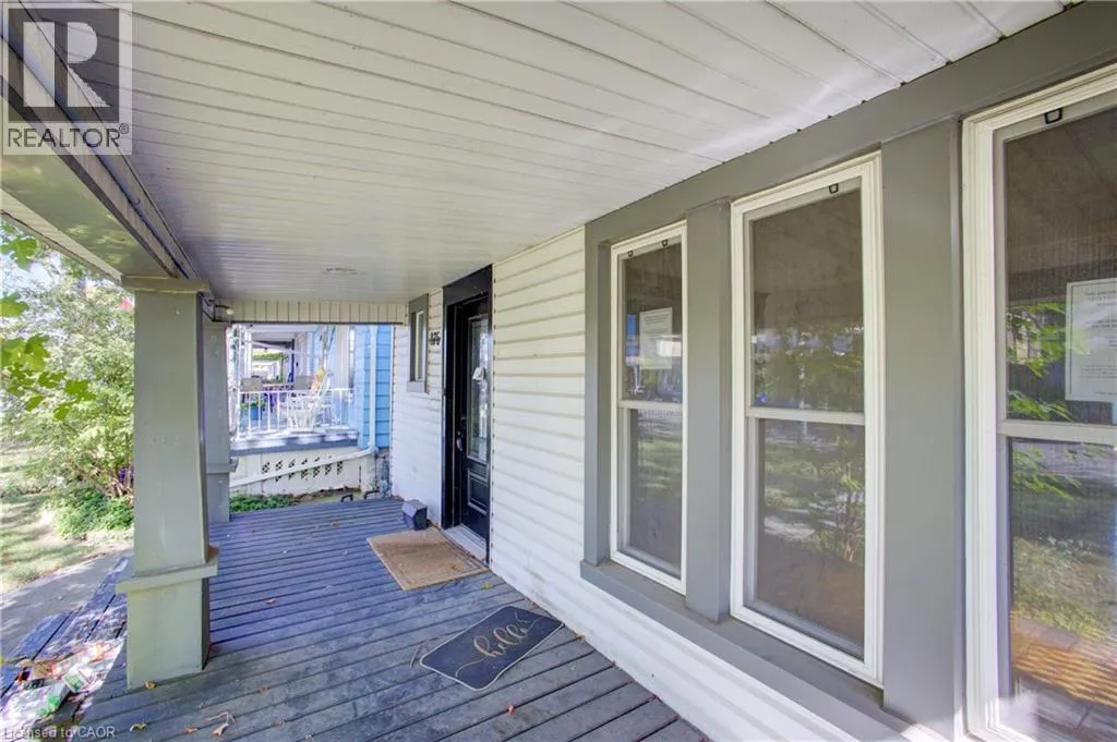 876 HALL Avenue