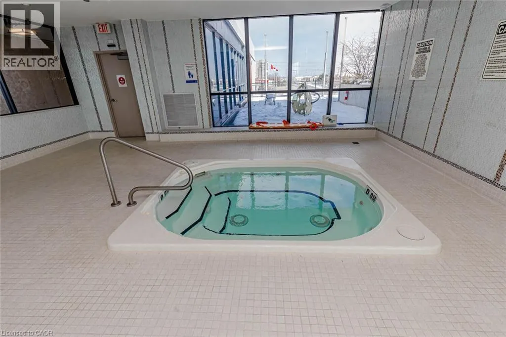 75 EGLINTON Avenue W Unit# 302, #302