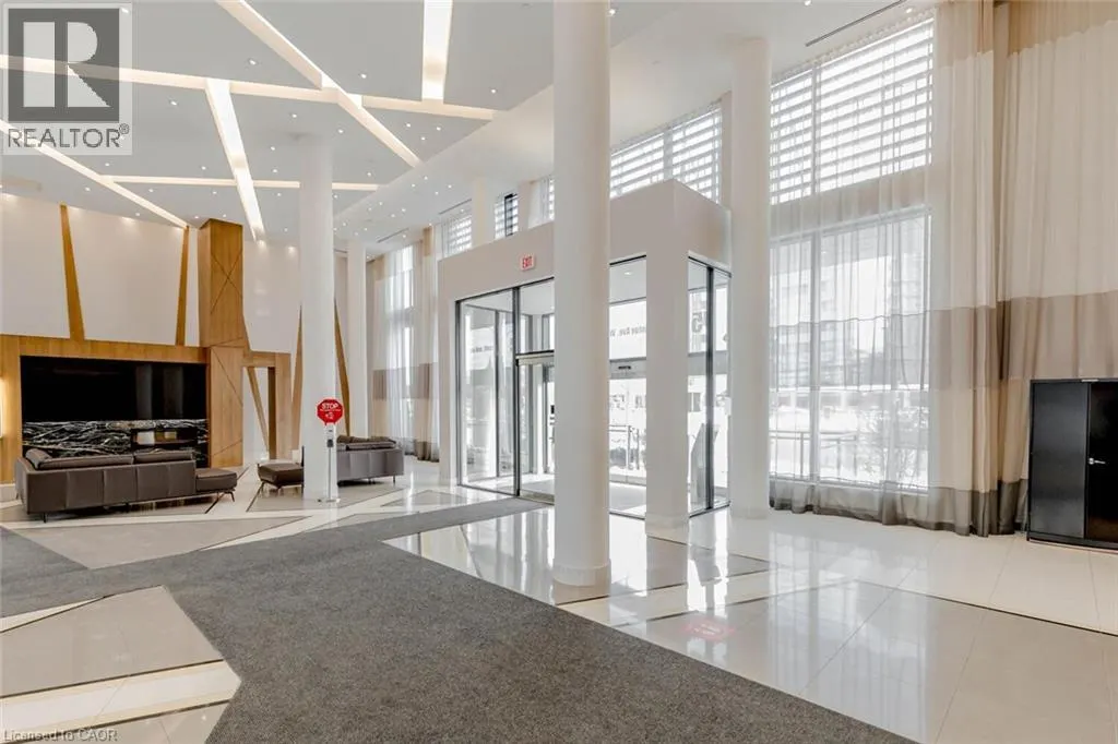 75 EGLINTON Avenue W Unit# 302, #302