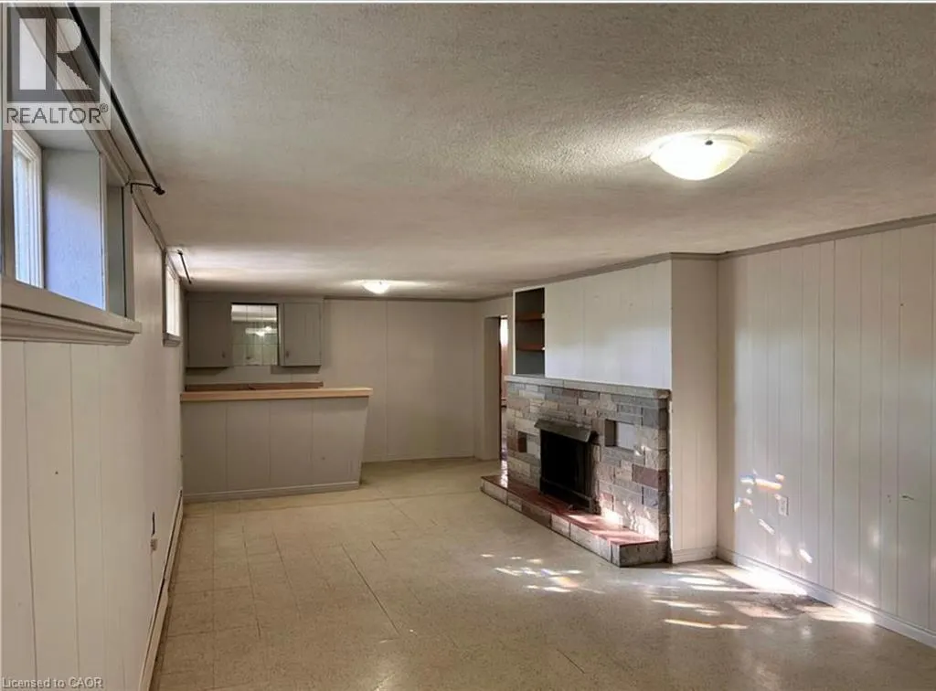 253 LIMERIDGE Road W