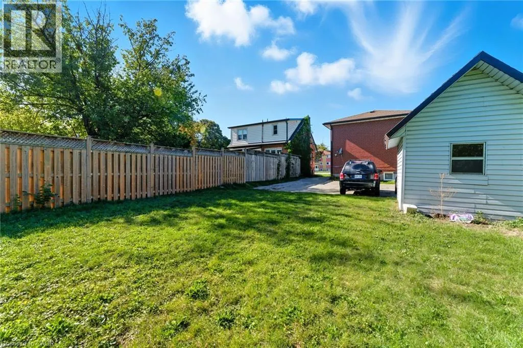 275 SYDNEY Avenue S Unit# 2, #2