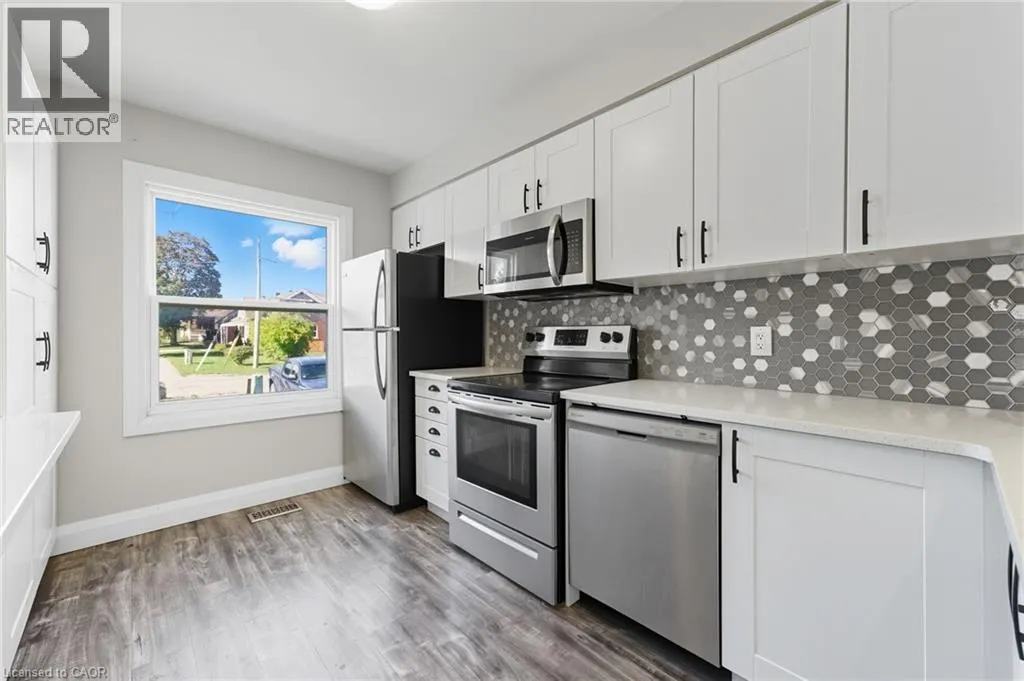 275 SYDNEY Avenue S Unit# 2, #2