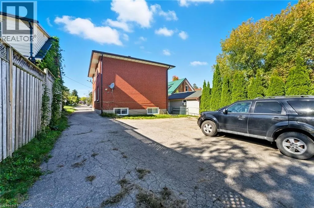 275 SYDNEY Avenue S Unit# 2, #2
