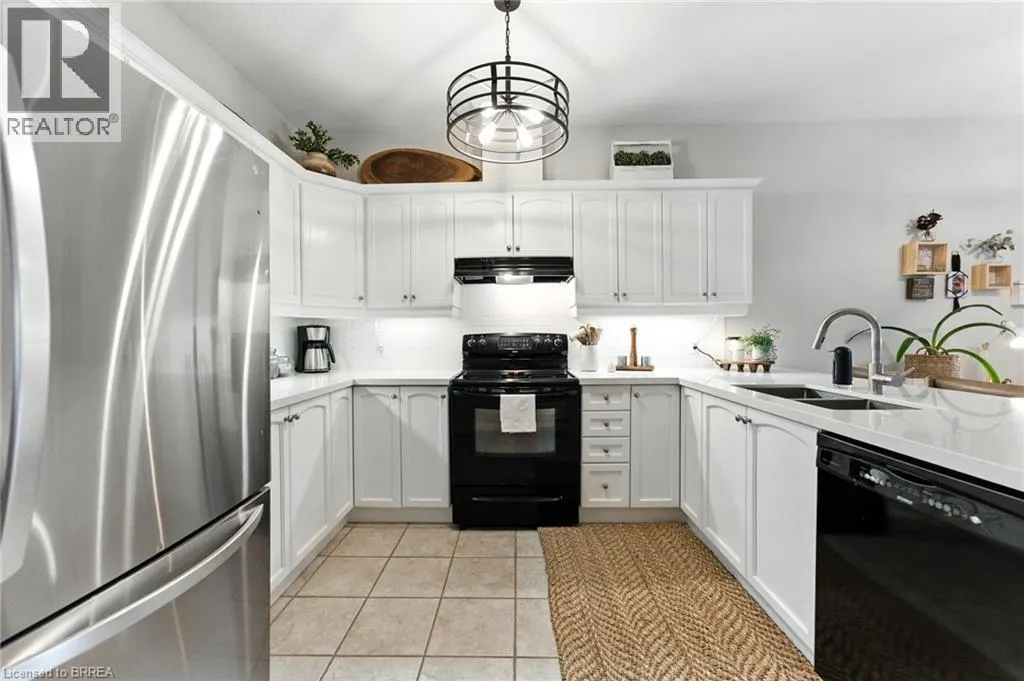 24 HARDY Road Unit# 18, #18