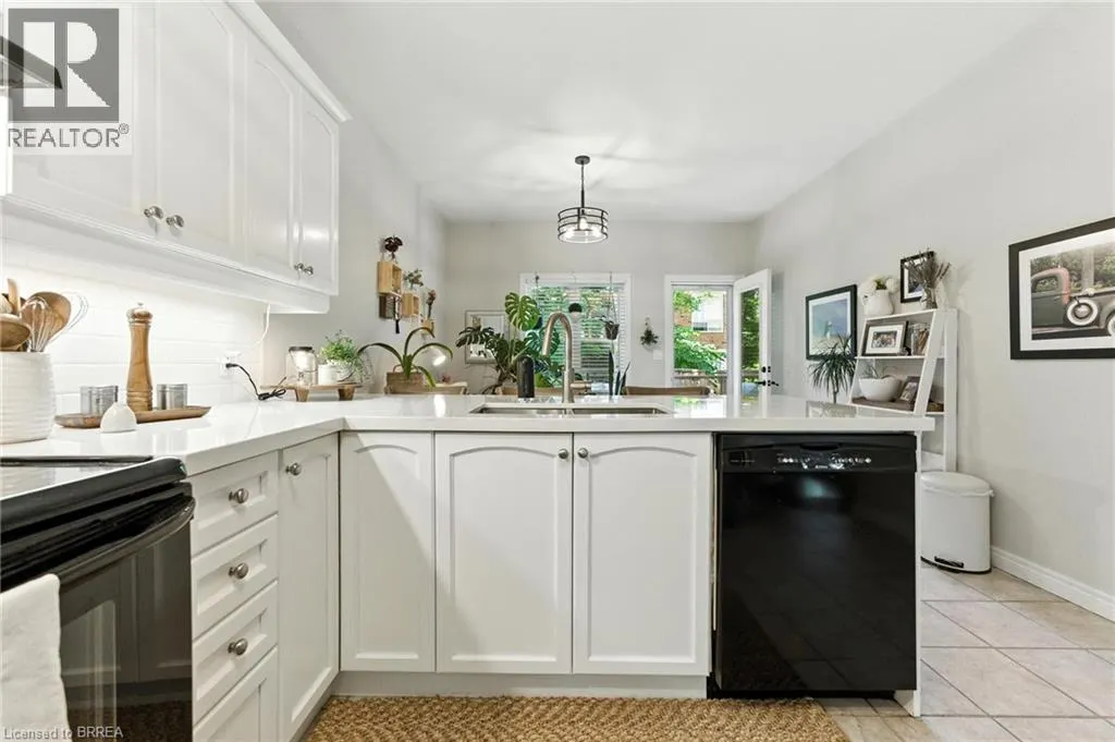 24 HARDY Road Unit# 18, #18
