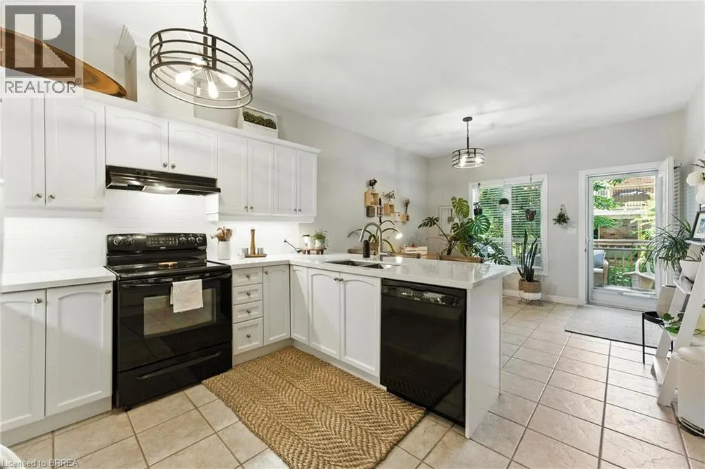 24 HARDY Road Unit# 18, #18