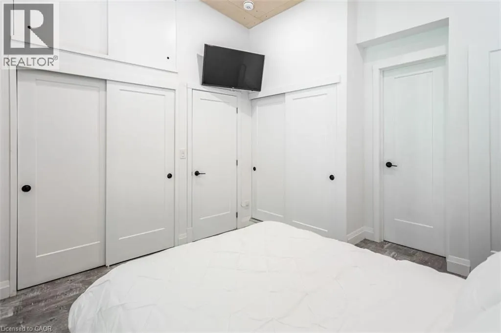 1323 HIDDEN VALLEY Road