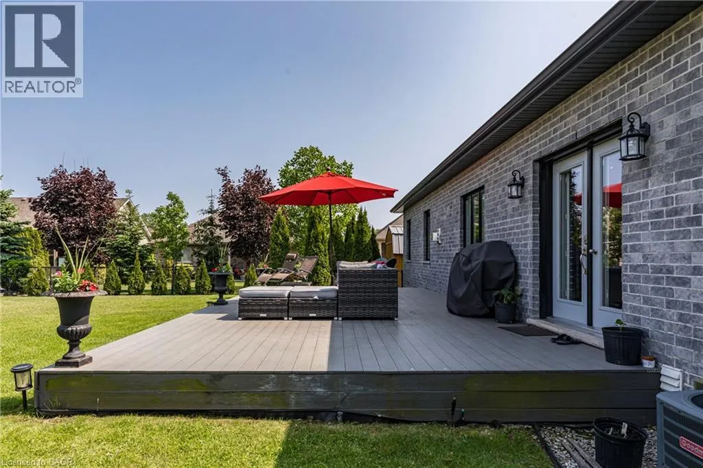 6 BLUENOSE Drive