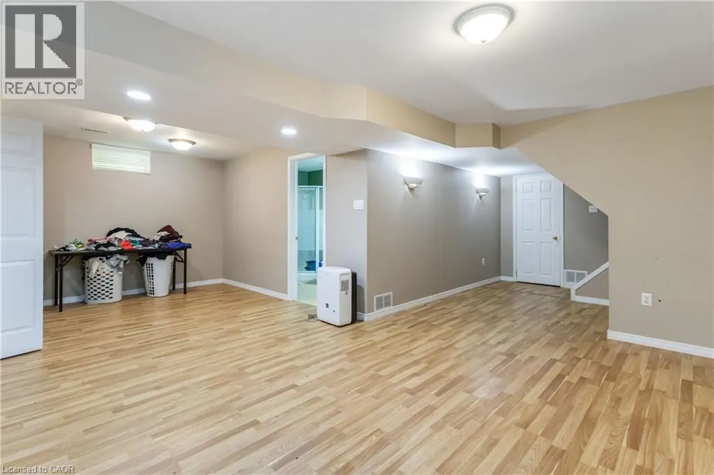 21 AXFORD Parkway