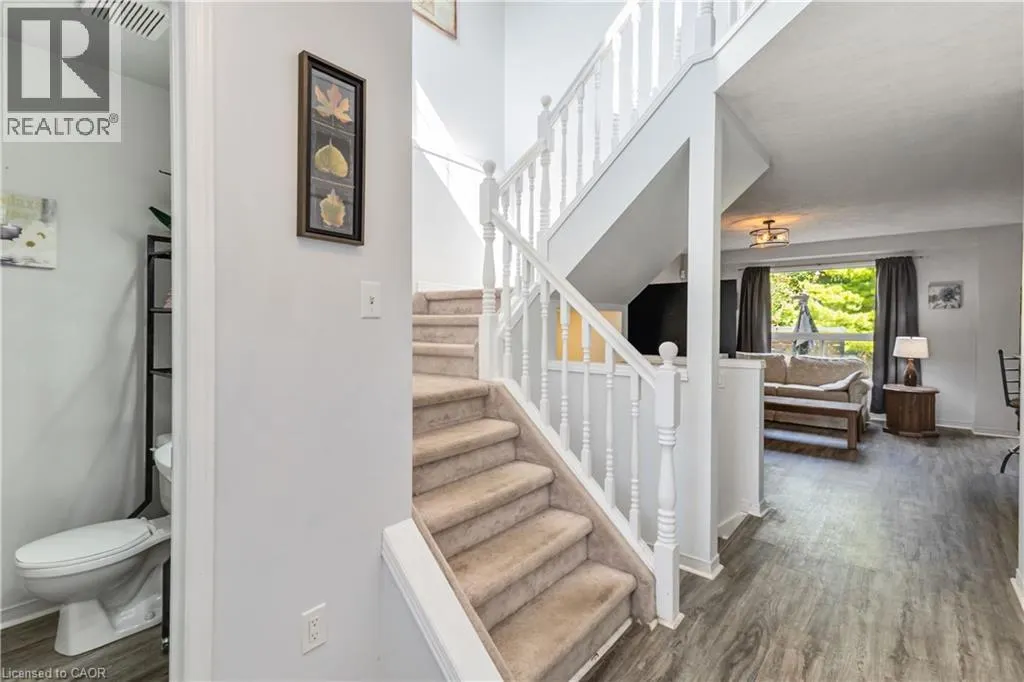 21 AXFORD Parkway