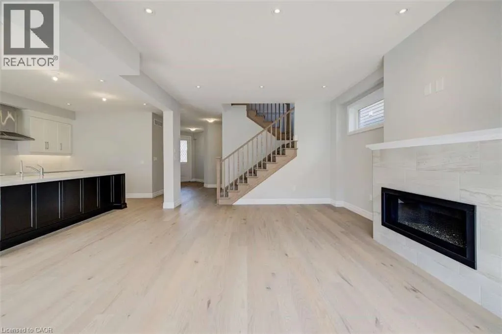 83 CROSSWINDS Drive