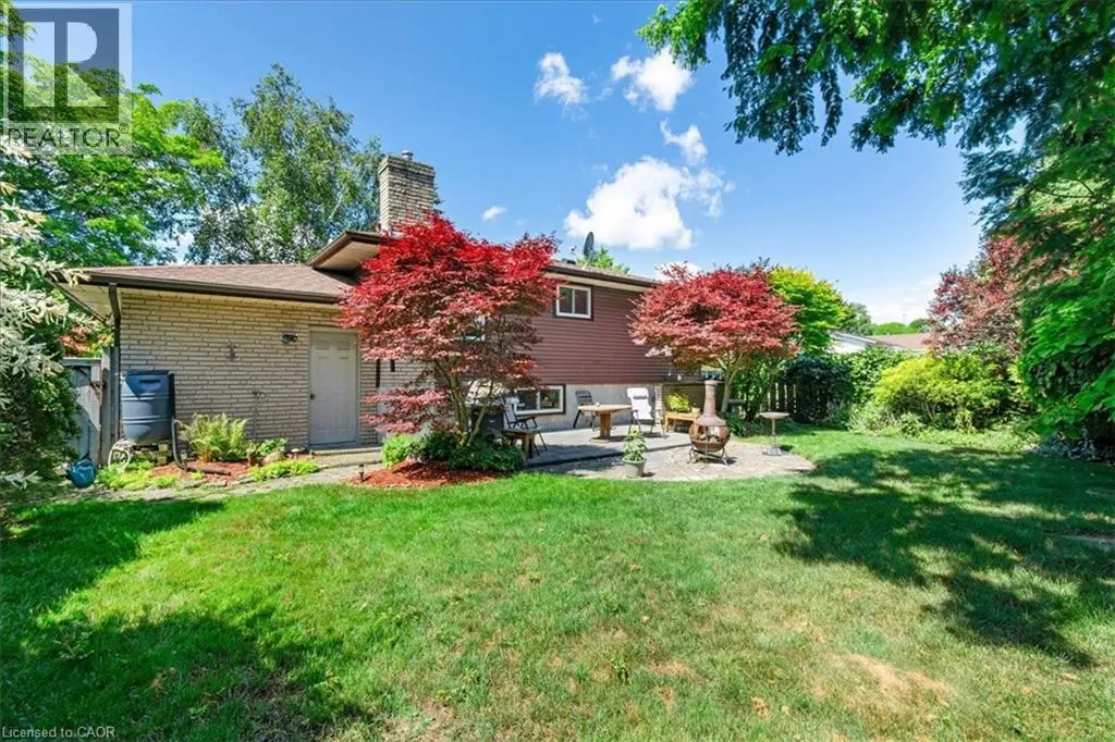 18 DIXON Drive