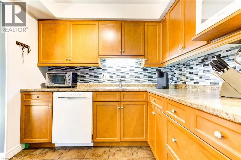 125 SEKURA Crescent Unit# 29, #29