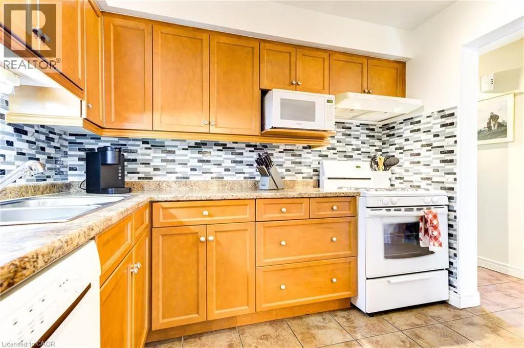 125 SEKURA Crescent Unit# 29, #29