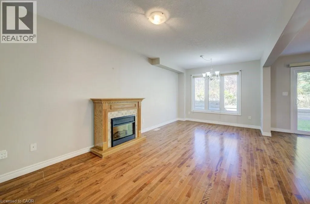404 TEALBY Crescent