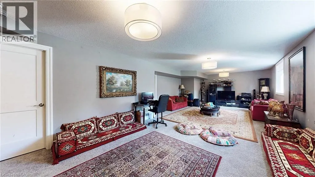537 MILLSTREAM Drive