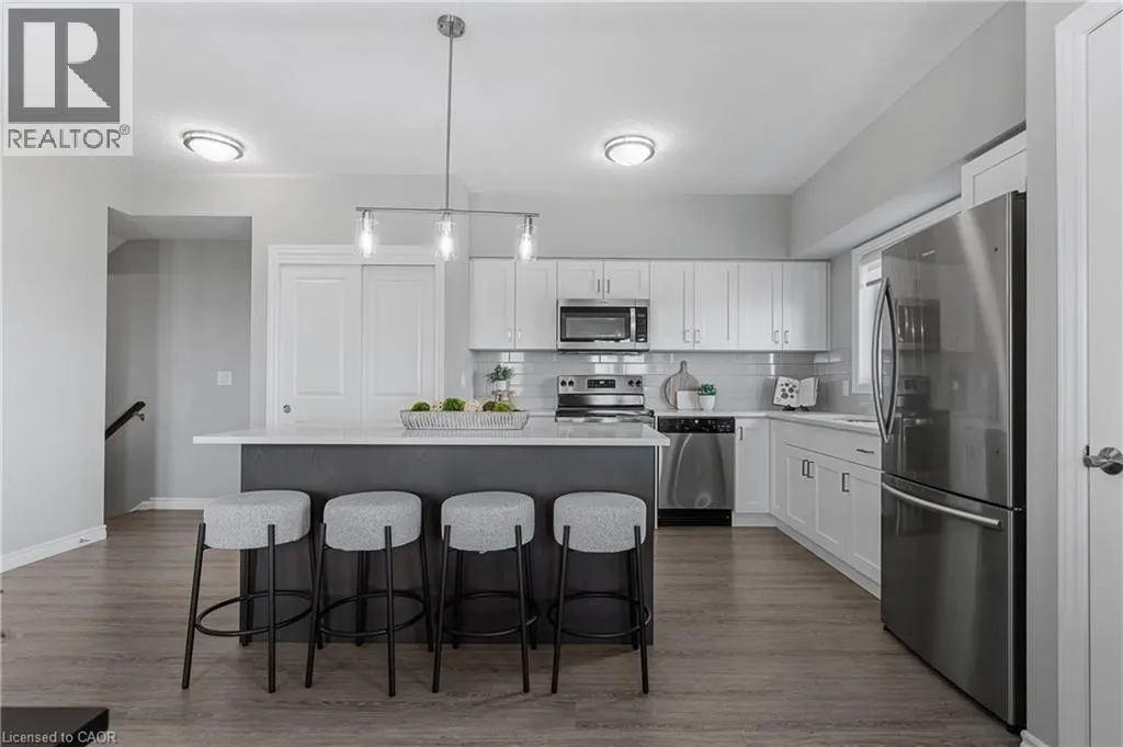 408 GUELPH Avenue Unit# 210, #210