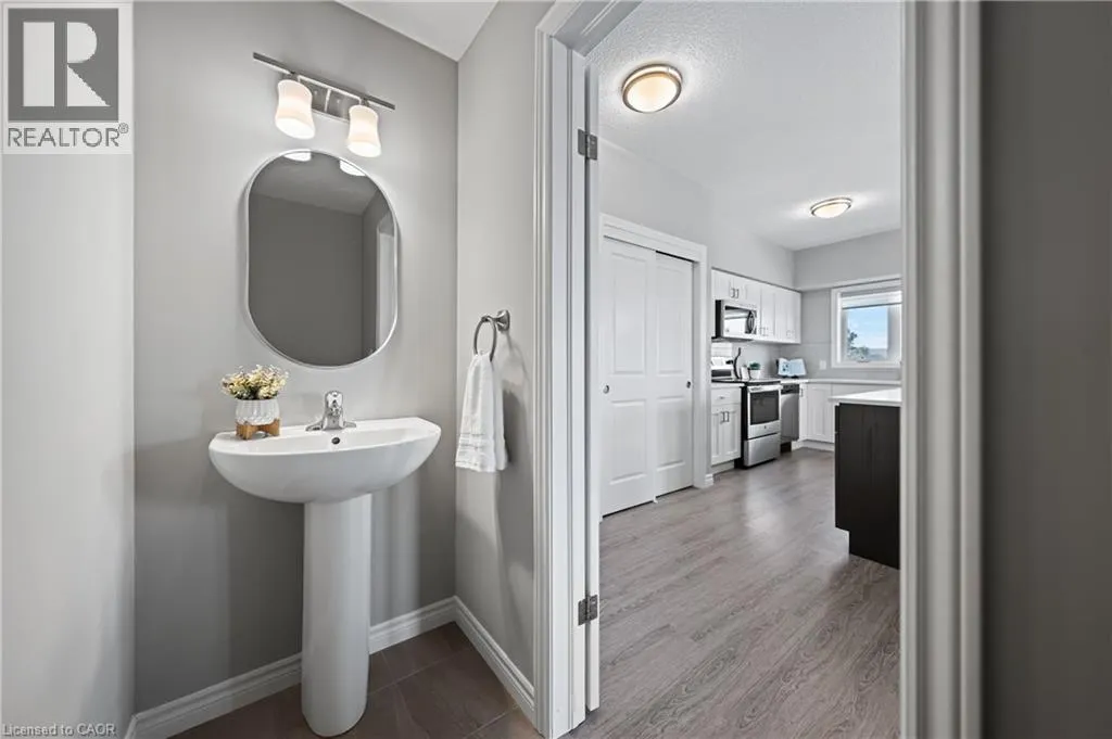 408 GUELPH Avenue Unit# 210, #210