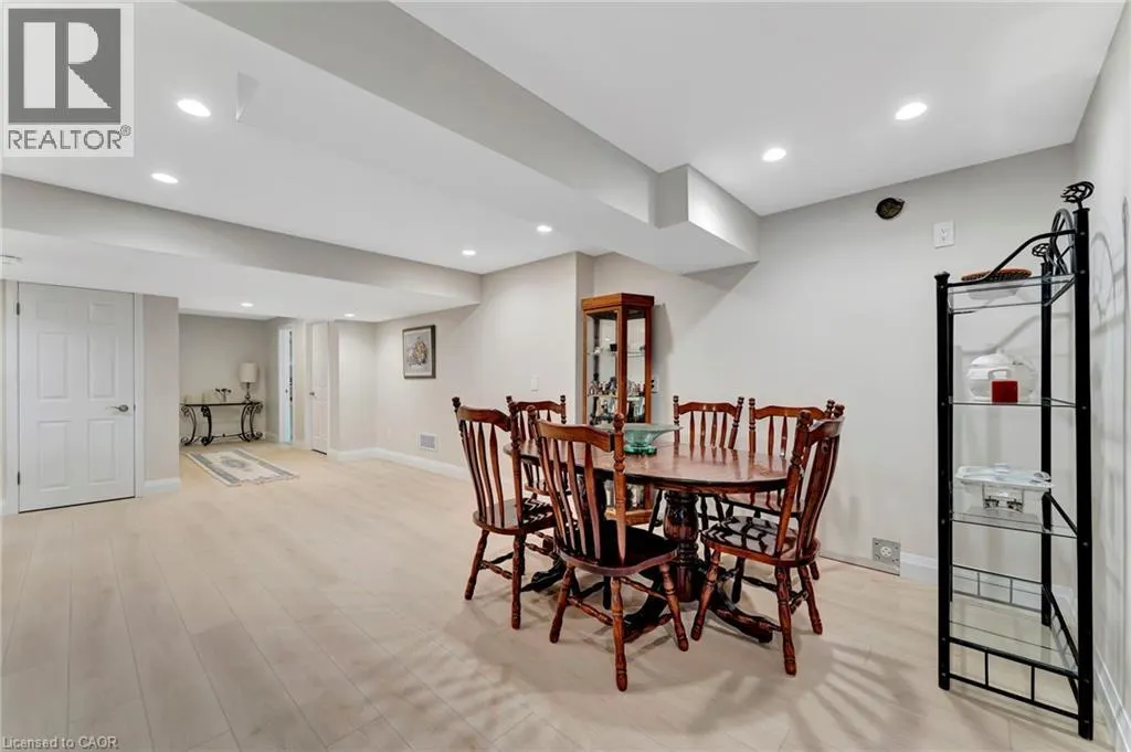 107 FORBES Crescent