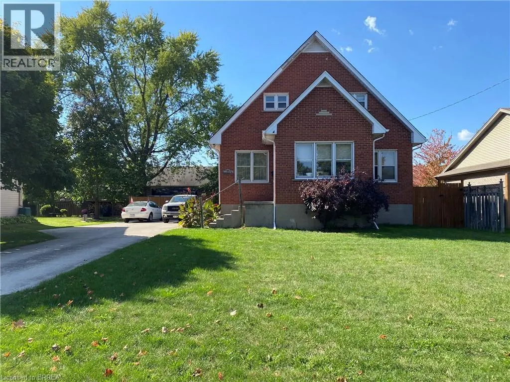 66 ROWANWOOD Avenue