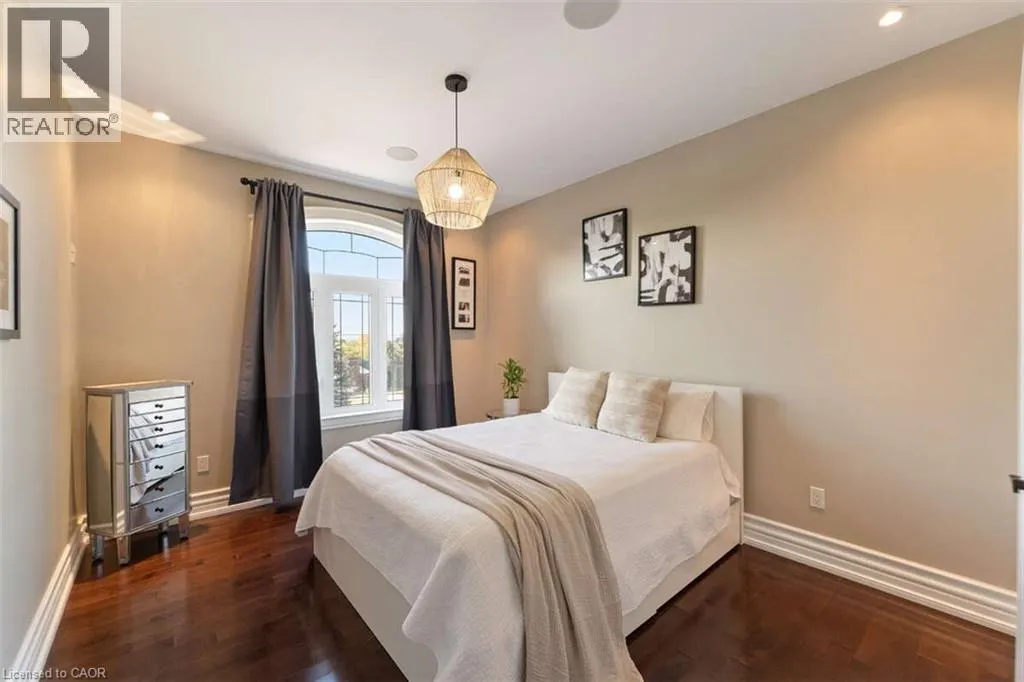 82 MARGARET Avenue