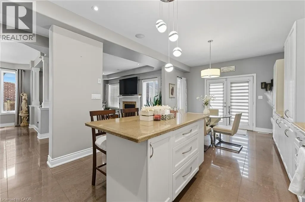 23 KELLOGG Avenue