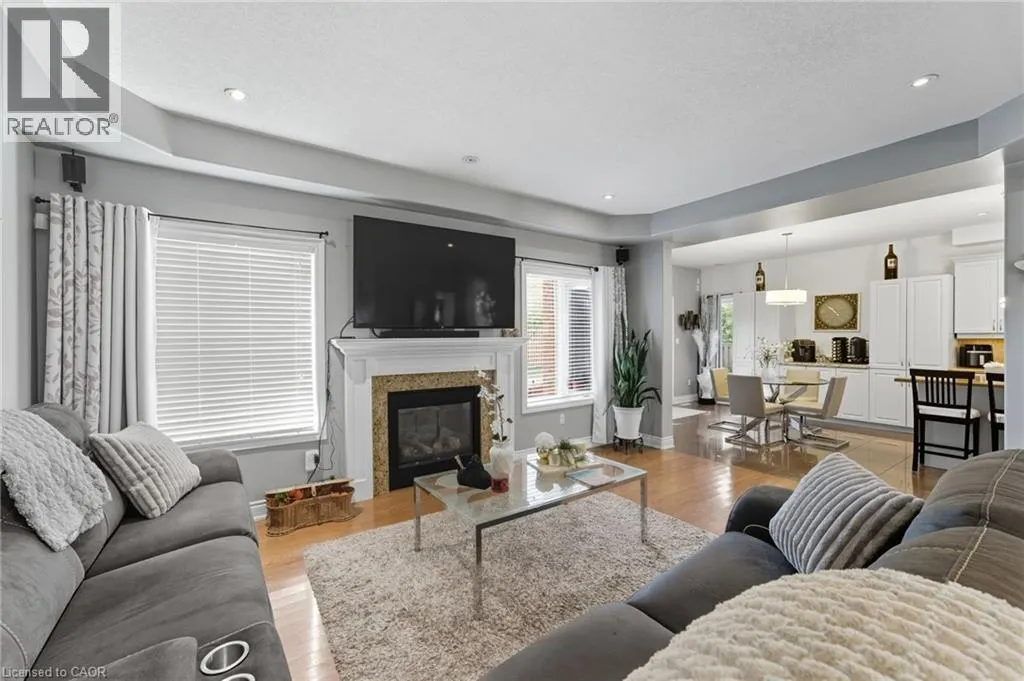 23 KELLOGG Avenue