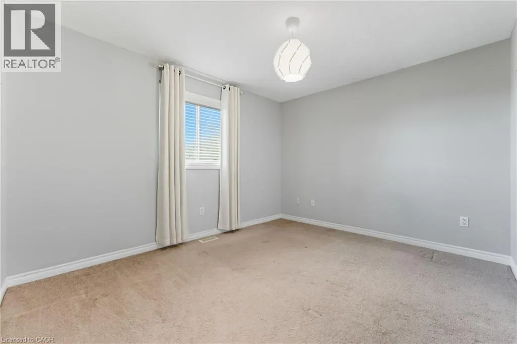 23 KELLOGG Avenue