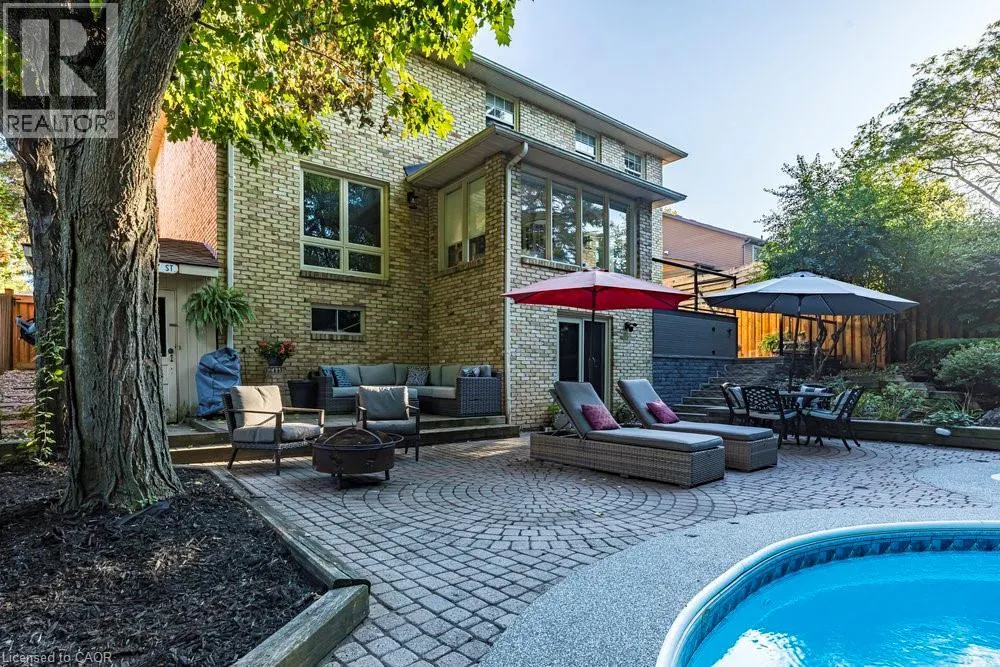 318 LLOYMINN Avenue