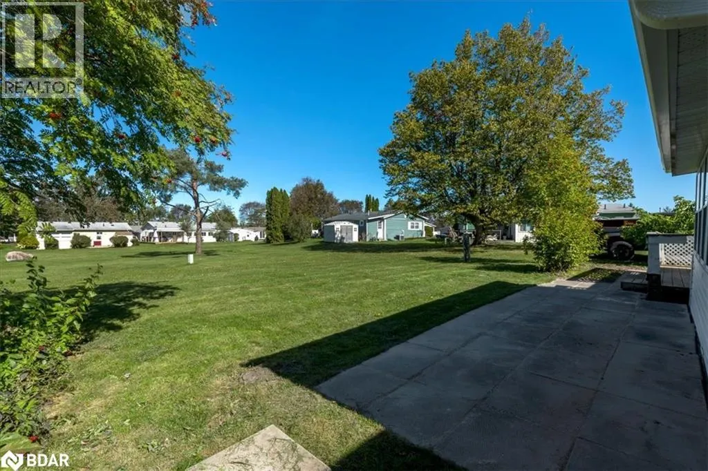 10 MIMOSA Crescent