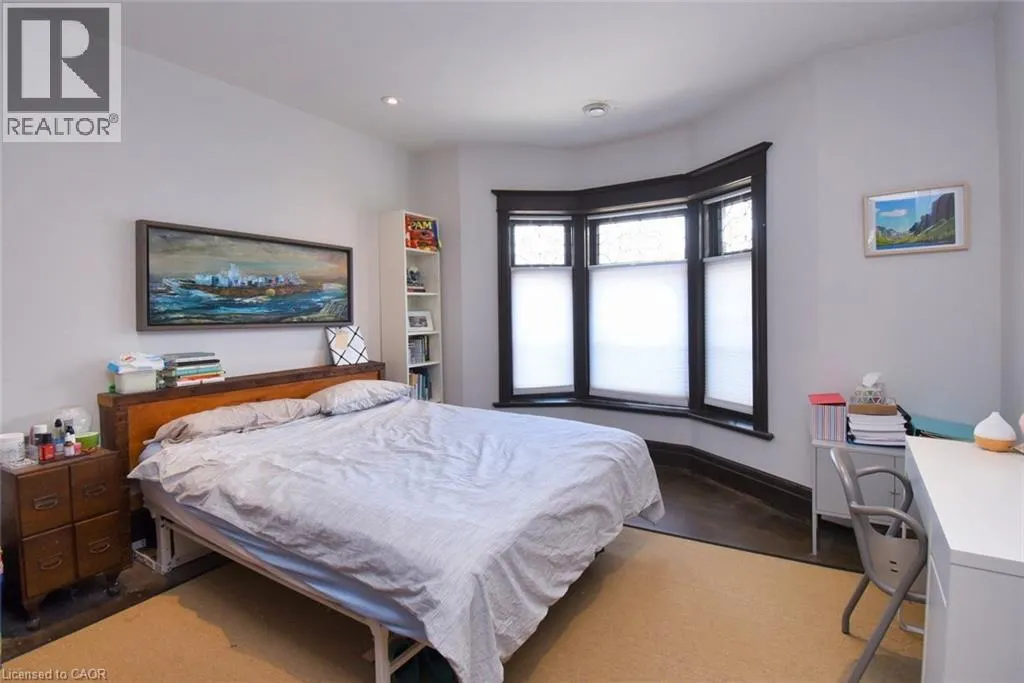 217 CAROLINE Street S Unit# 1, #1