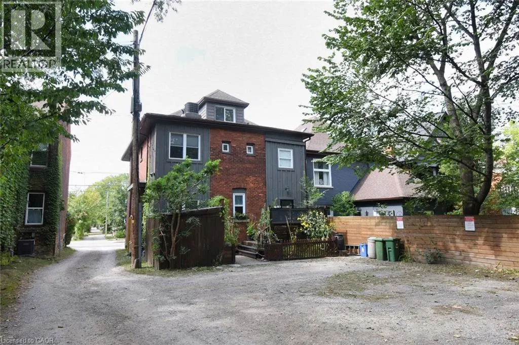 217 CAROLINE Street S Unit# 1, #1