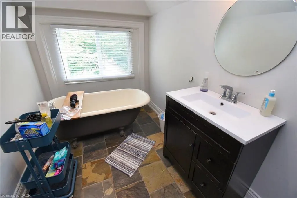 217 CAROLINE Street S Unit# 1, #1