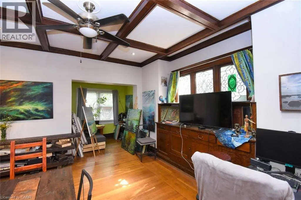 217 CAROLINE Street S Unit# 1, #1