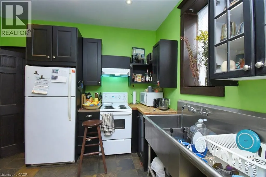 217 CAROLINE Street S Unit# 1, #1