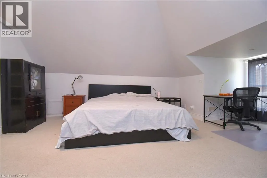 217 CAROLINE Street S Unit# 1, #1