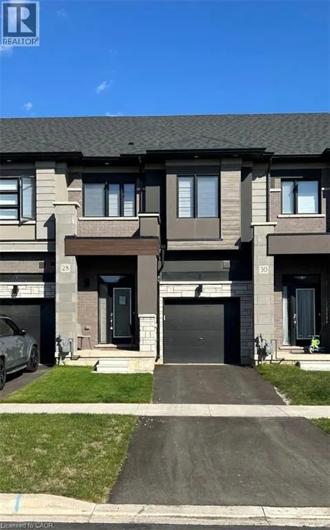 28 DENNIS Avenue