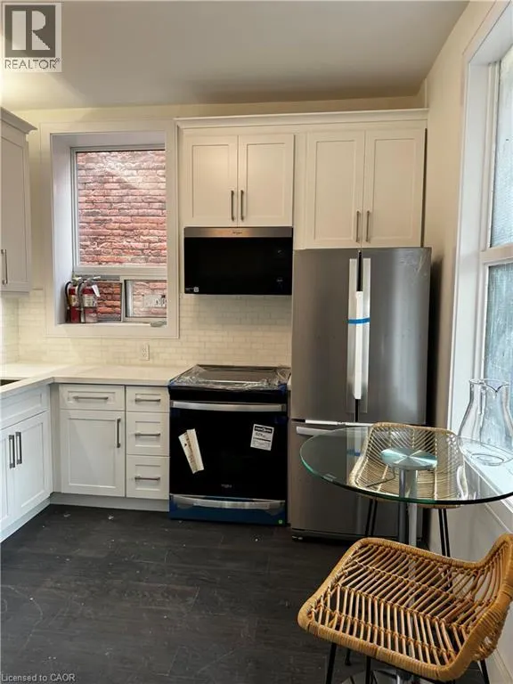 307 1/2 BARTON Street E Unit# 8, #8