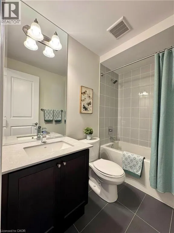 44 WINDSOR Circle