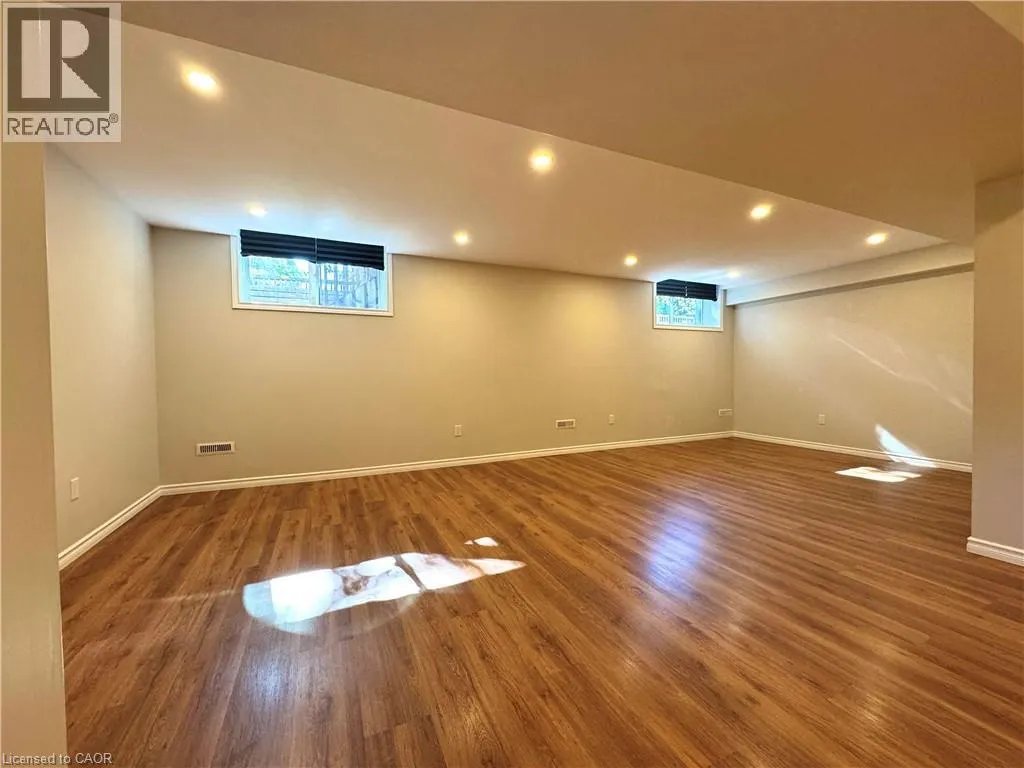 44 WINDSOR Circle
