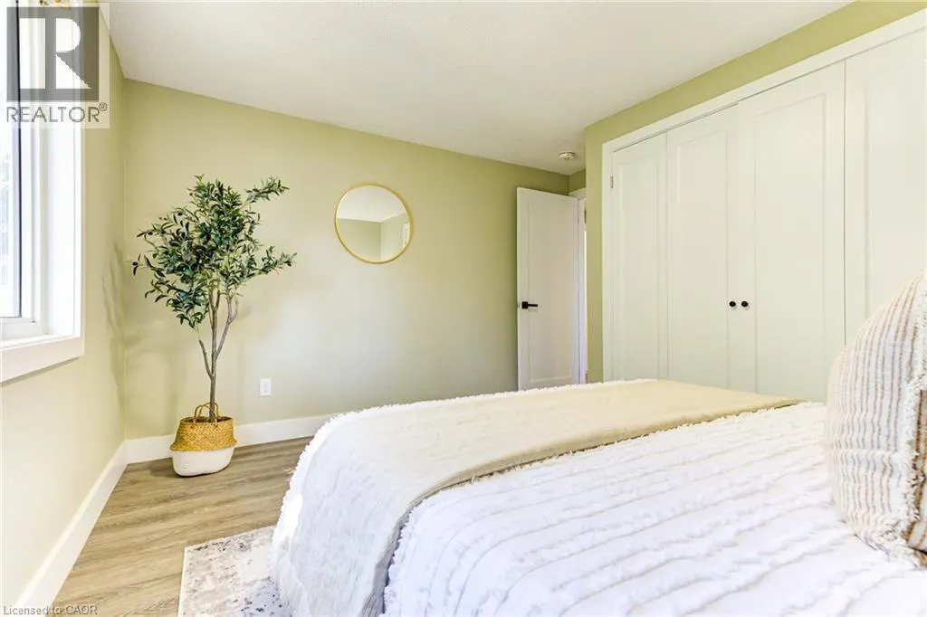 235 SUNSET Boulevard
