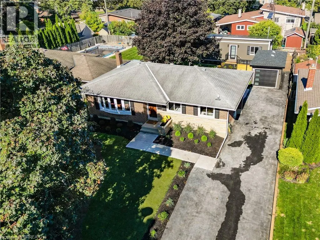17 PRESTON Drive