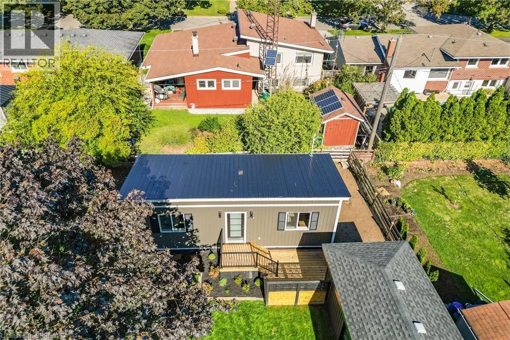 17 PRESTON Drive
