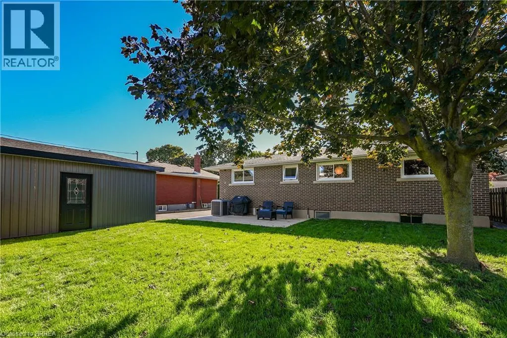 17 PRESTON Drive