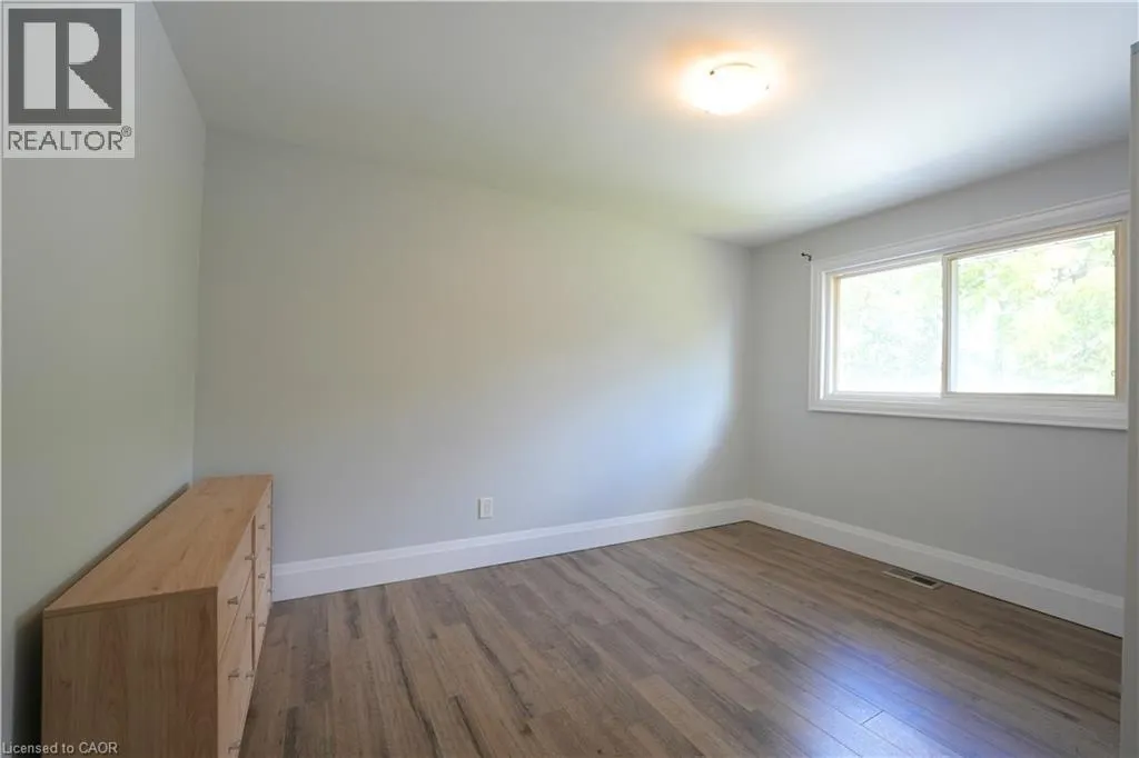 53 FREEMAN Avenue