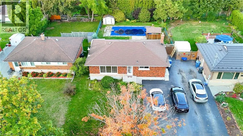 53 FREEMAN Avenue