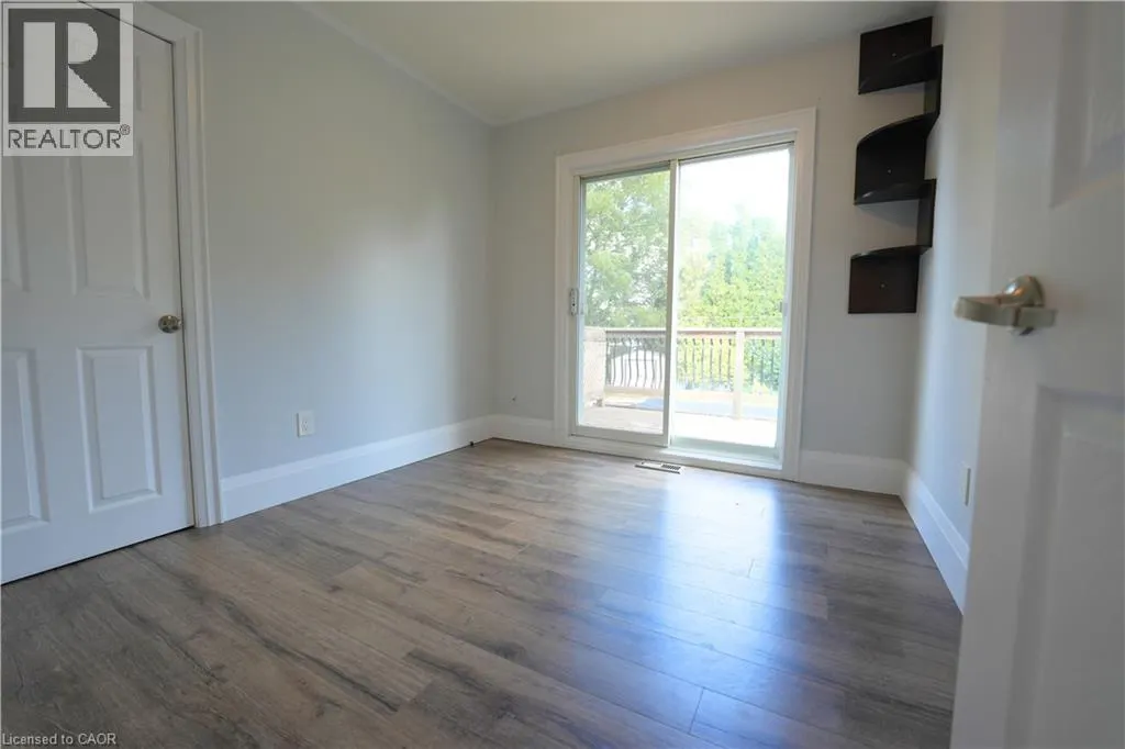 53 FREEMAN Avenue