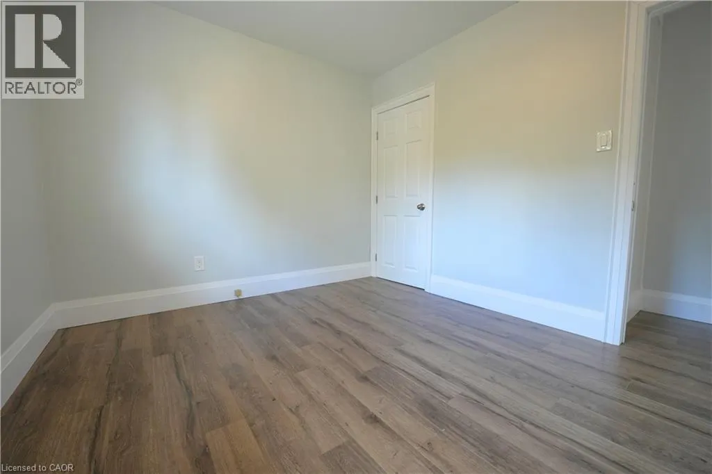 53 FREEMAN Avenue